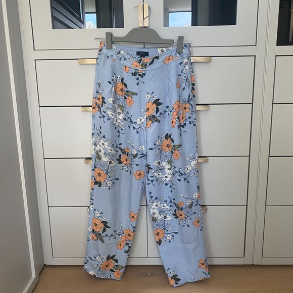 JCrew High-rise floral garden pant - Picture 3 of 6